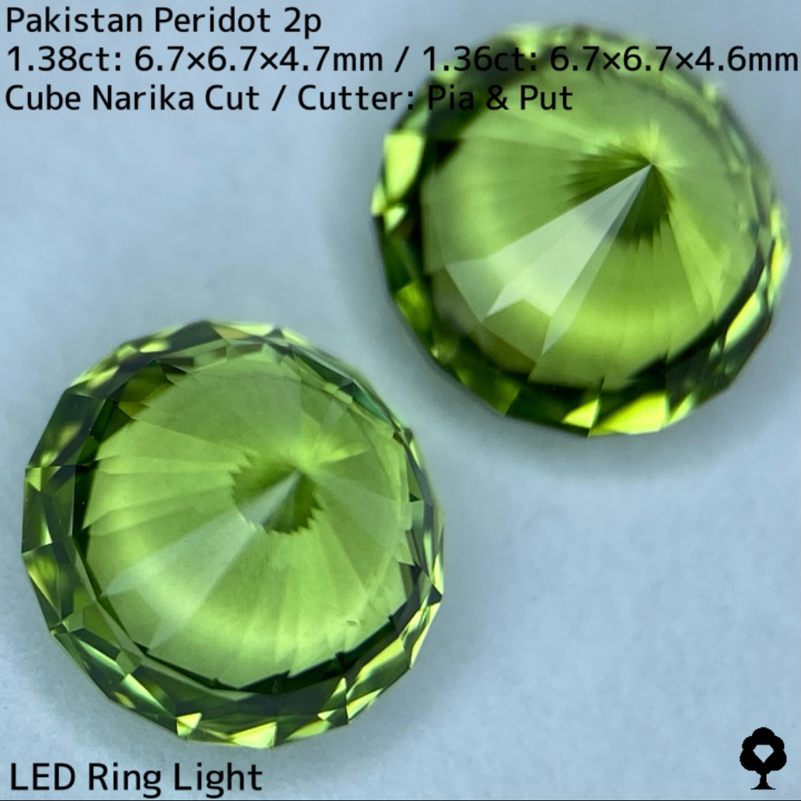 【お客さま専用】パキスタンペリドット1.36ct/1.38ctペア