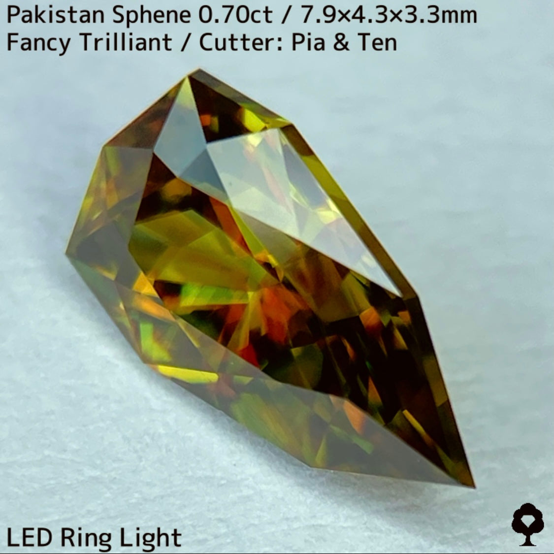 【ご当選者さま専用】パキスタン産スフェーン0.70ct★恐るべき煌めきと多色感たまらない槍型トリリアント
