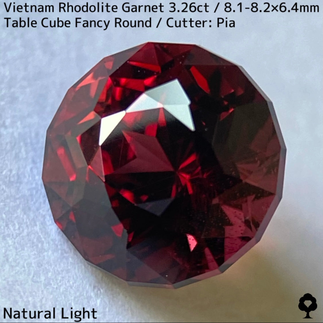 ベトナム産ロードライトガーネット3.26ct★ベトナム産らしくオレンジ含む深く鮮やかなカラーのまさに薔薇と言える一石