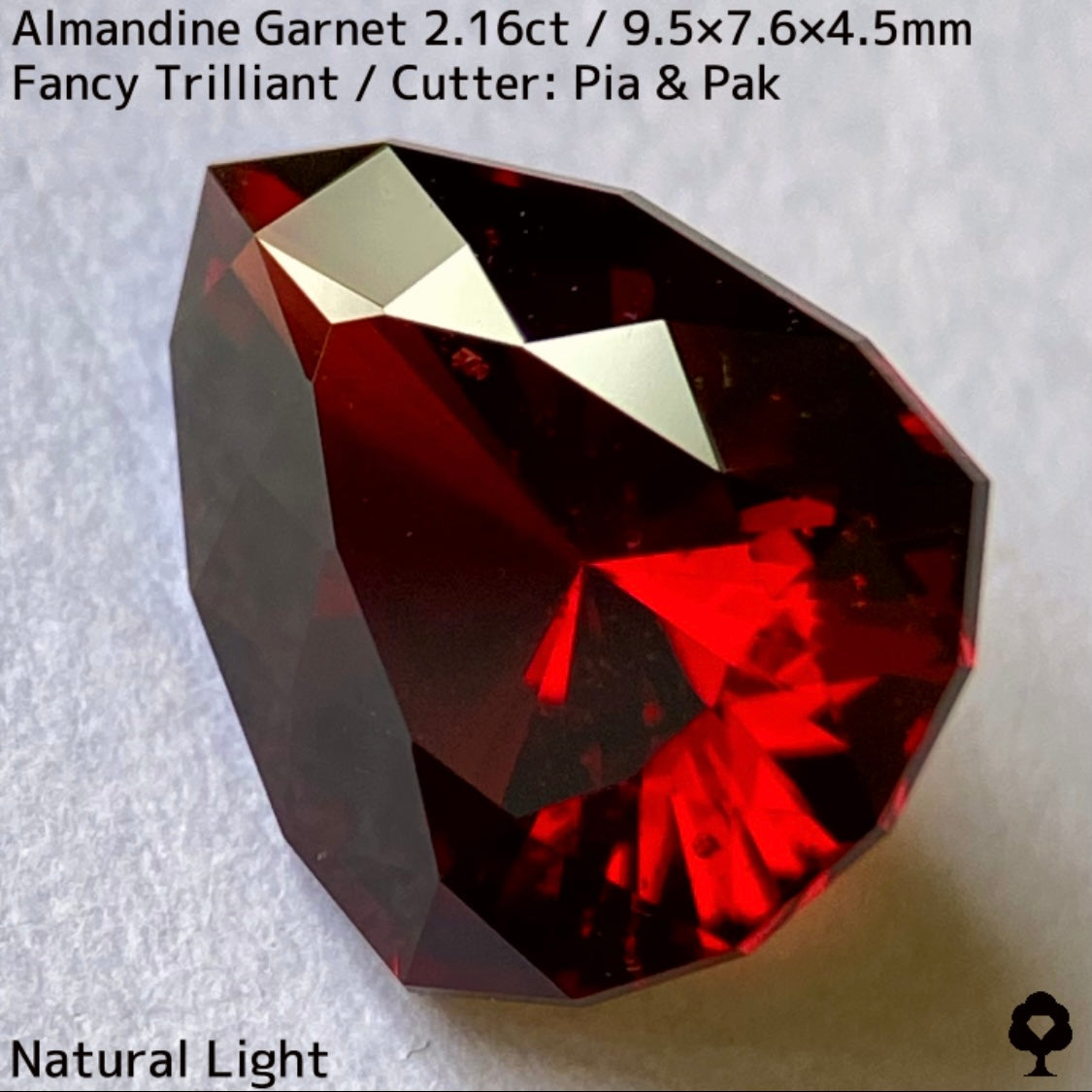 アルマンディンガーネット2.16ct★オレンジーレッドの鋭い煌めき放つ【炎の盾】