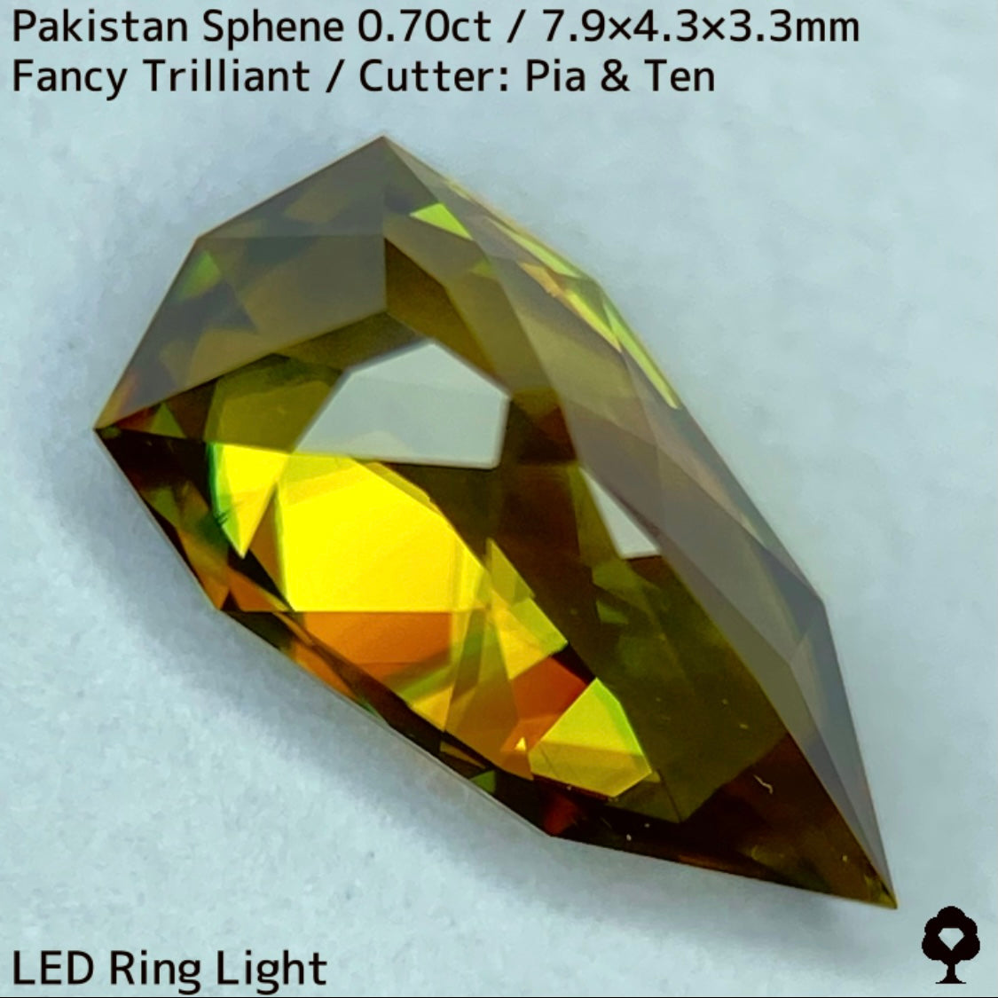 【ご当選者さま専用】パキスタン産スフェーン0.70ct★恐るべき煌めきと多色感たまらない槍型トリリアント