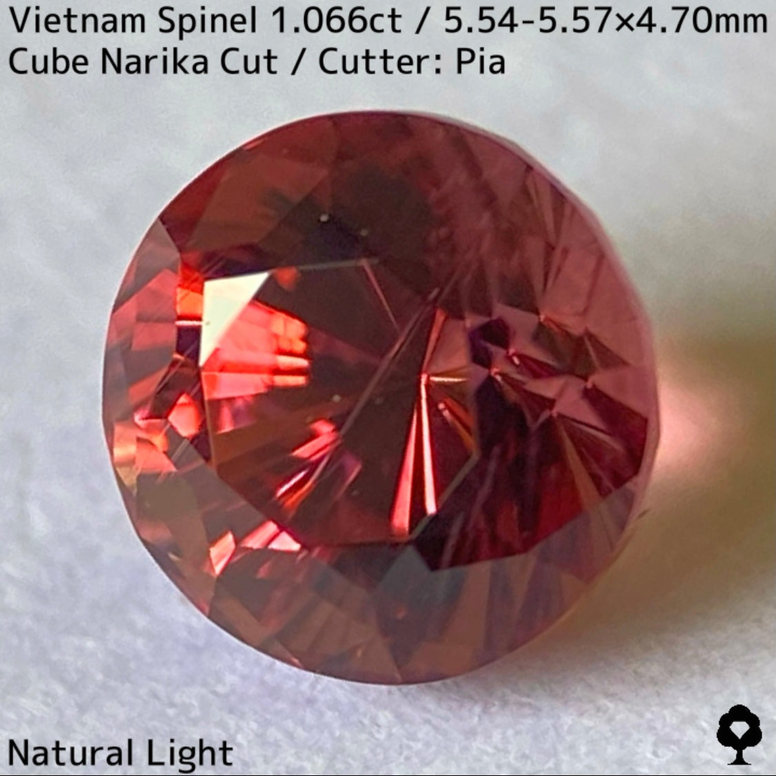 ベトナム産スピネル1.066ct★原石からつくりあげた厚みのあるプロボーションから8本の鋭い煌きはなつ大人の美色