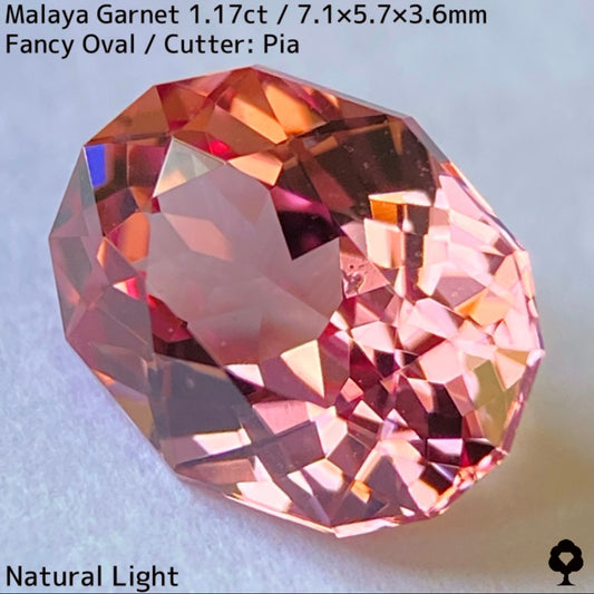 お客さま専用【GW特別企画★30%まほチケキャッシュバック】マラヤガーネット1.17ct★カラフルファイアー止まらないオレンジートロピカルピンク