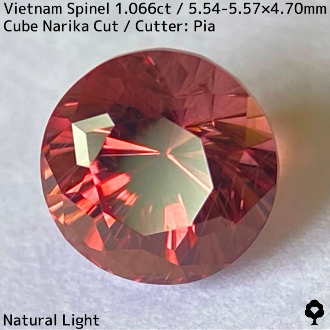 ベトナム産スピネル1.066ct★原石からつくりあげた厚みのあるプロボーションから8本の鋭い煌きはなつ大人の美色