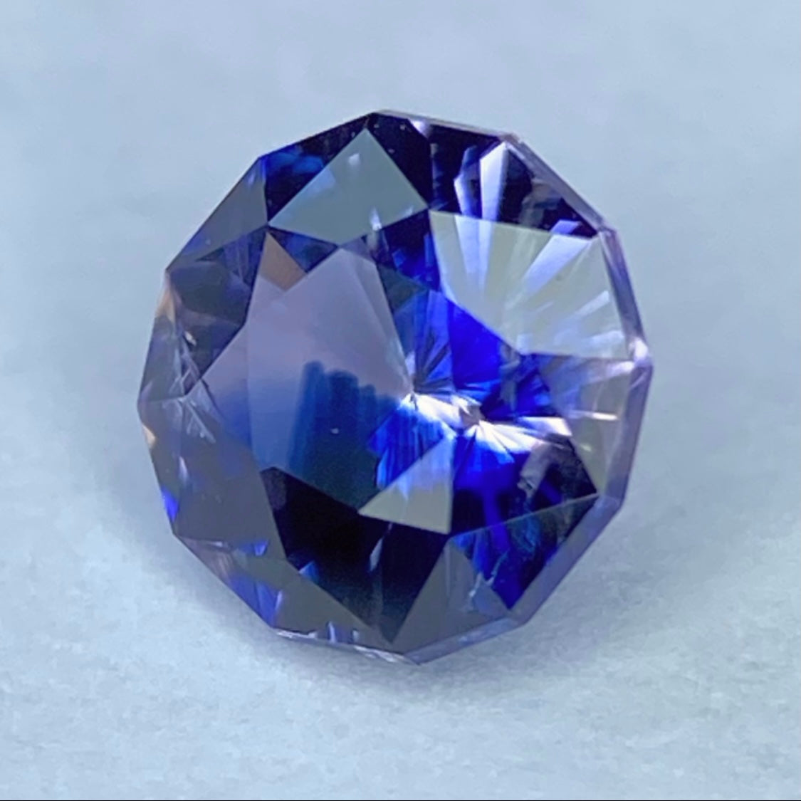 【お客さま専用】ベトナム産非加熱パーティカラーサファイア0.378ct