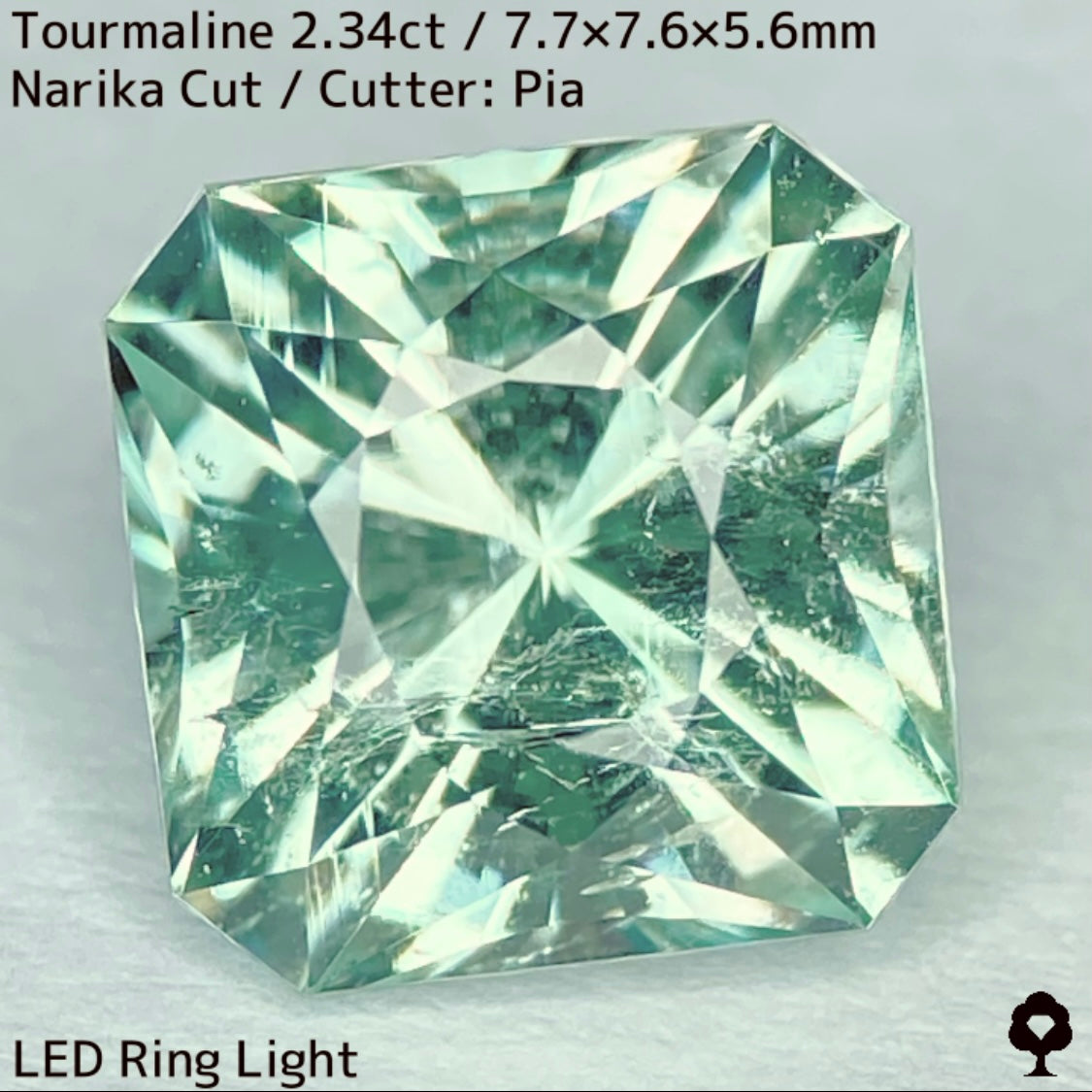 ライトミントグリーンとカラーレスのカクテルナリカーカット★トルマリン2.34ct