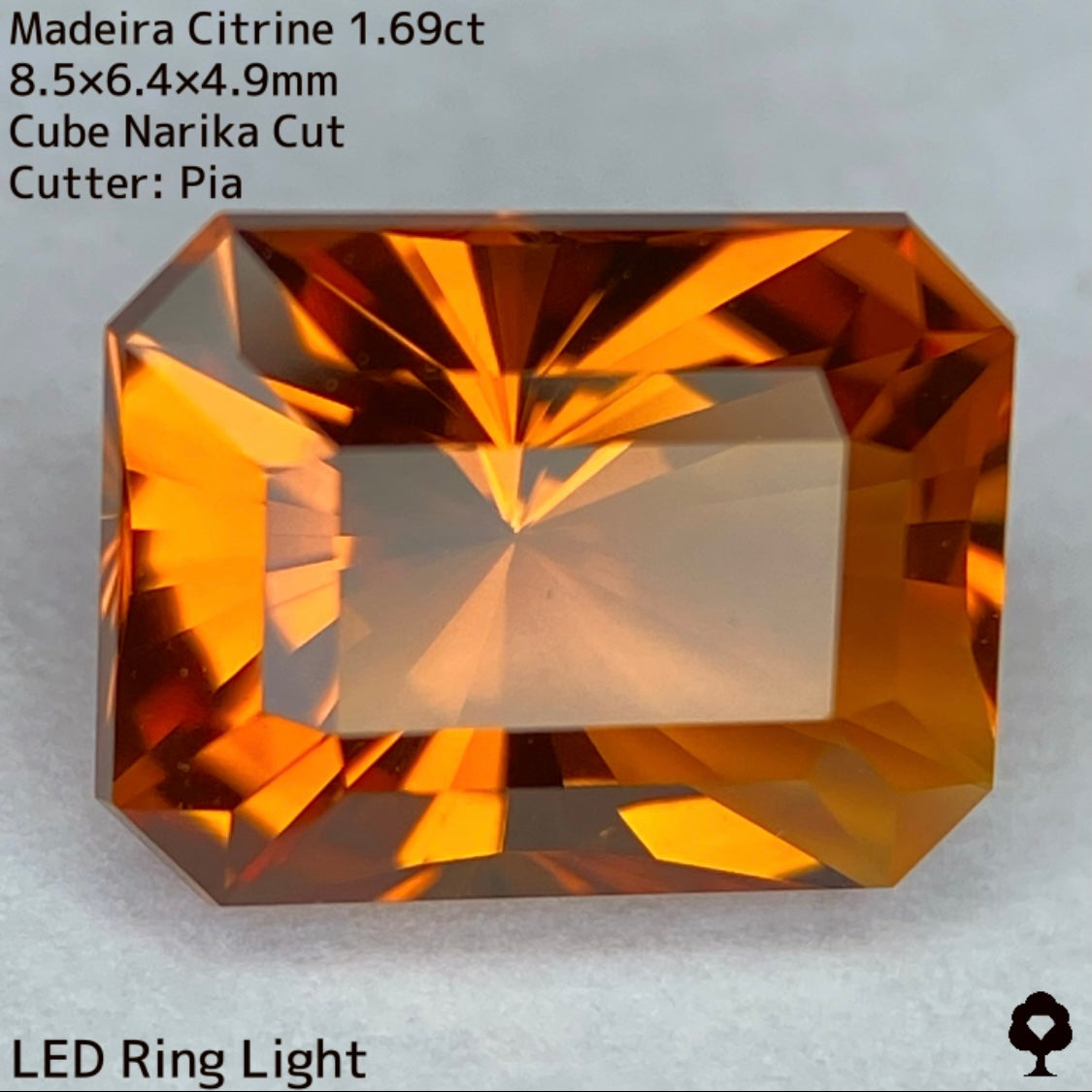 大人の色合いと腕時計のようなオクタゴンナリカー(時計)カット★マディラシトリン1.695ct