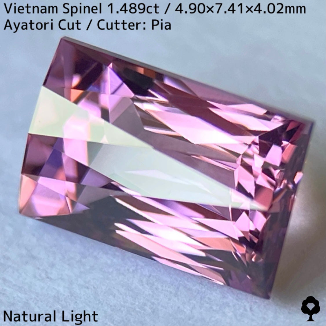 ベトナム産スピネル1.489ct★妖艶なピンキッシュパープルの超美結晶原石の形を生かしたシザースのあやとりカット