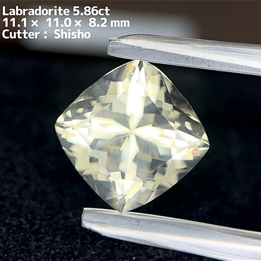 ゴールデンラブラドライト5.86ct 仕入職人メモに「ただただ美しい」と書かれた師匠作品