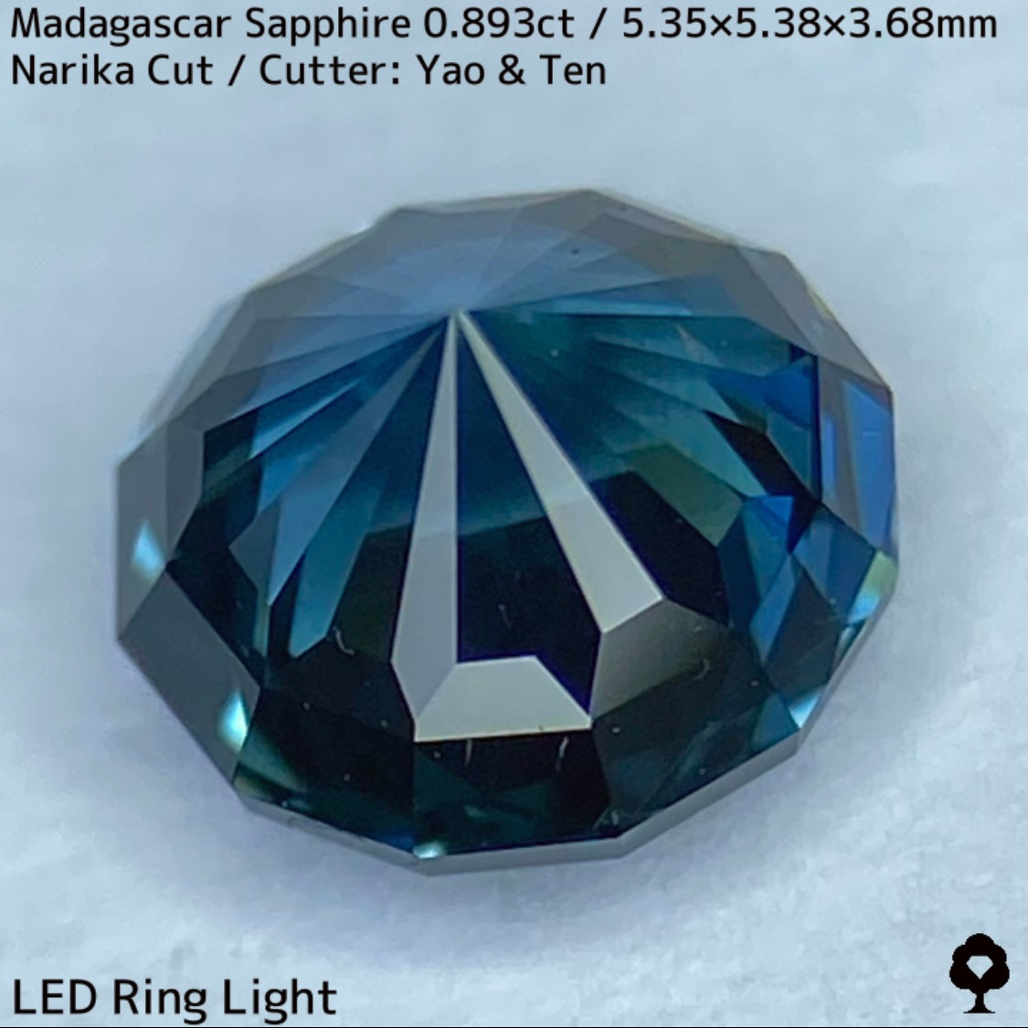 ほんのりミルキーでブルーにグリーンが混ざるナリカーカット★マダガスカル産サファイア0.893ct