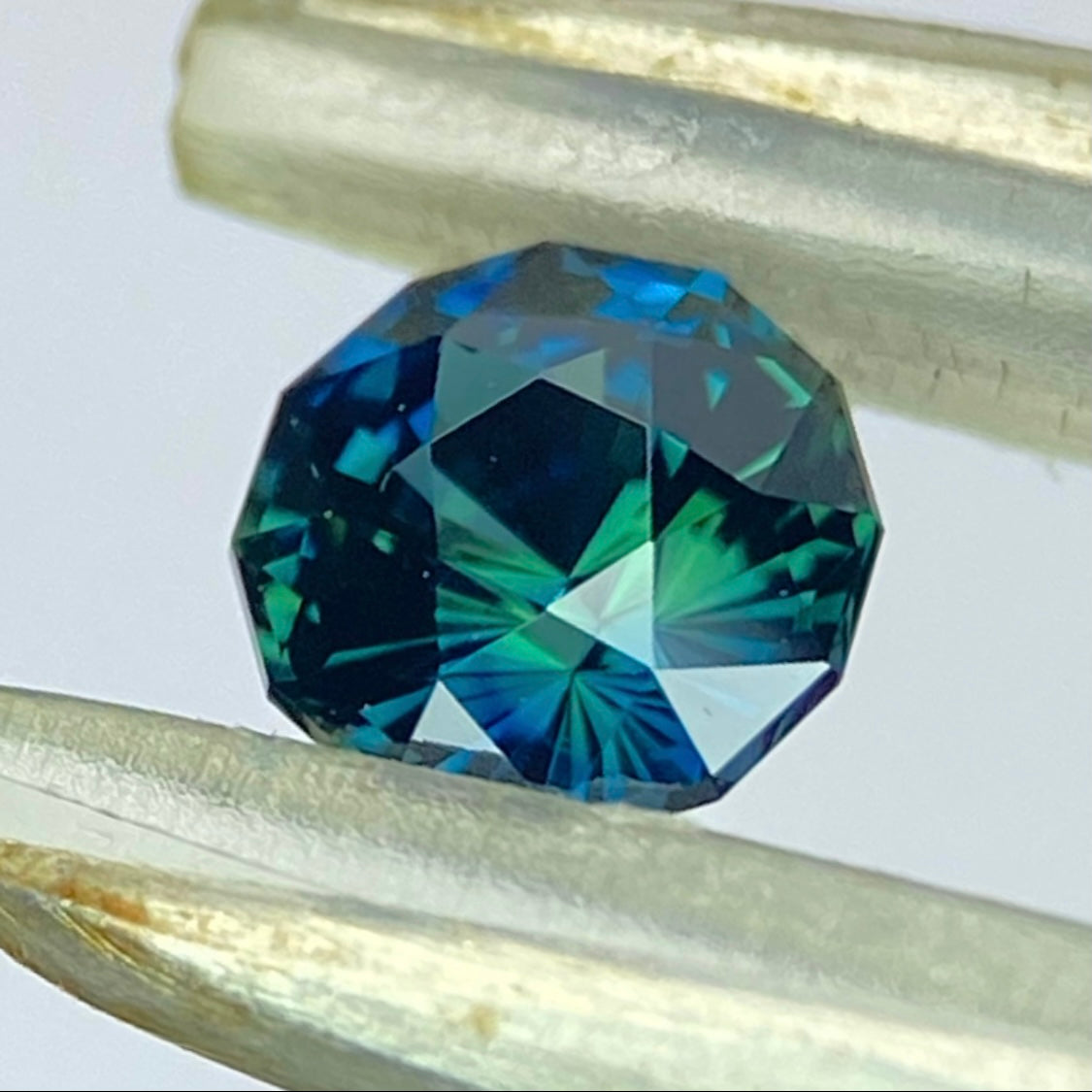 【お客さま専用】ベトナム産非加熱サファイア0.41ct
