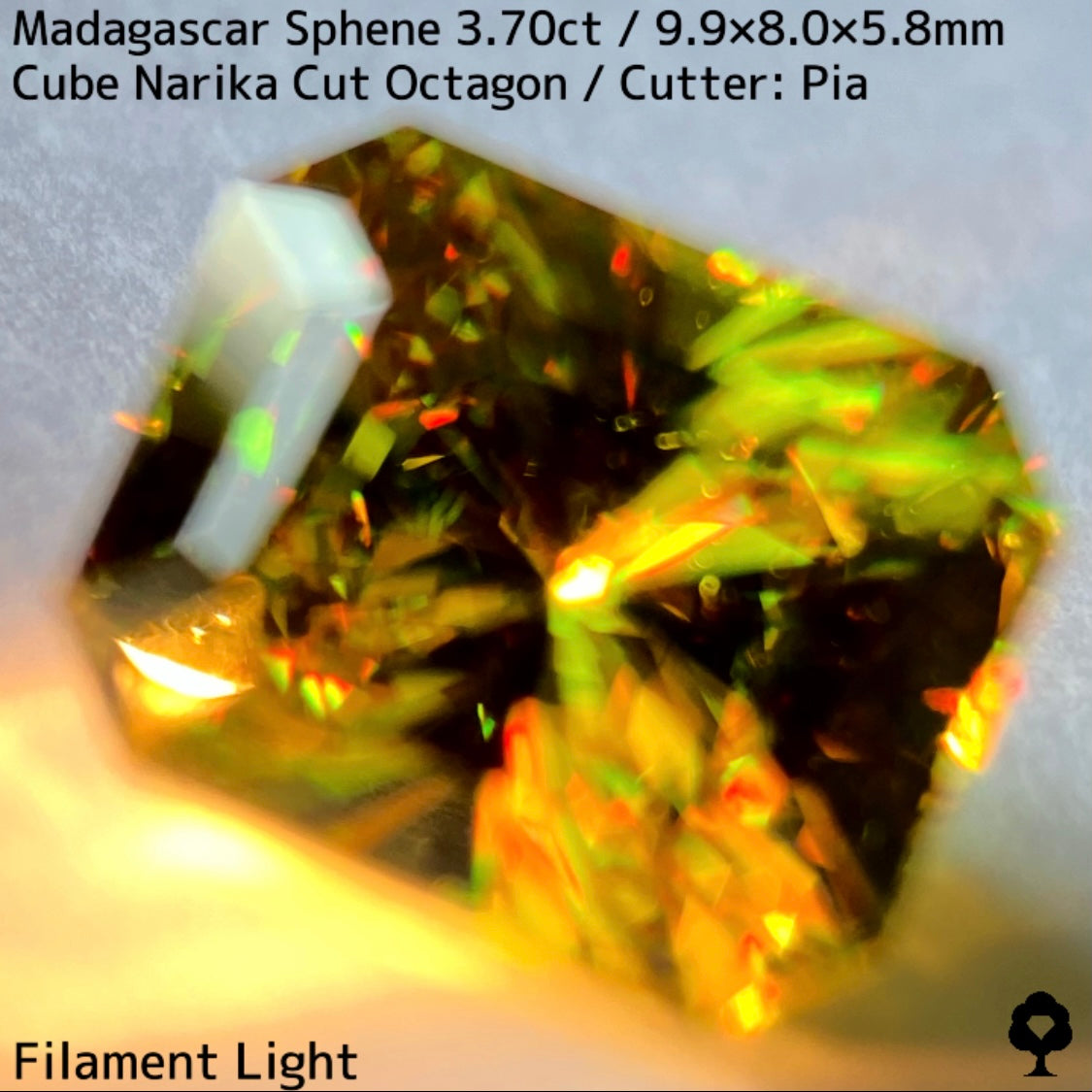 マダガスカル産スフェーン3.704ct★冴え渡るイエローイッシュグリーンのキューブナリカーオクタゴン