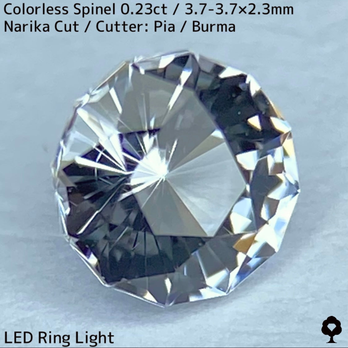 ビルマ産カラーレススピネル0.23ct★クリアな結晶から純白の煌めきとカラフルファイアー放つナリカーカット
