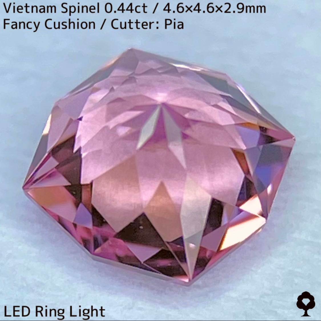 ベトナム産ピンクスピネル0.44ct★桜ピンクの美結晶から煌めきとファイアーが止まらない