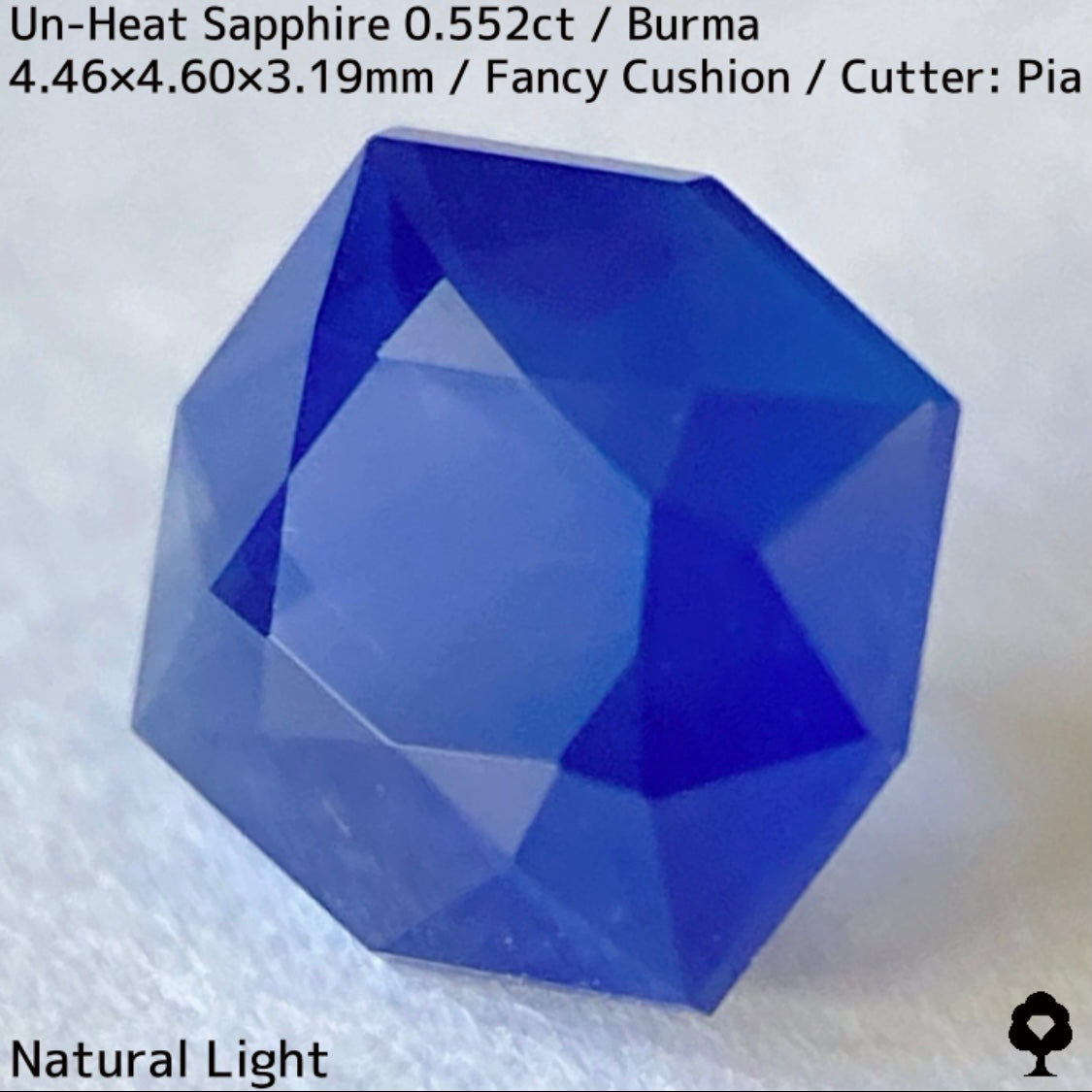 ビルマ産非加熱サファイア0.552ct★折り重なるシルクの層が生み出す絹の光沢と美シルキーブルー