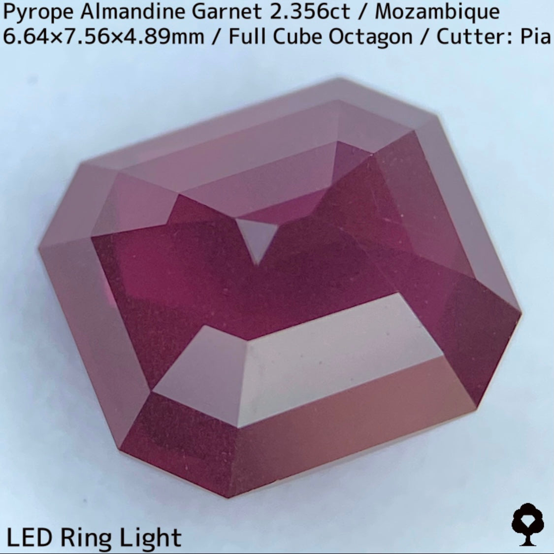 パイロープアルマンディンガーネット2.356ct★大人の味わい感じるシルキーロードライトで初のフルキューブオクタゴン