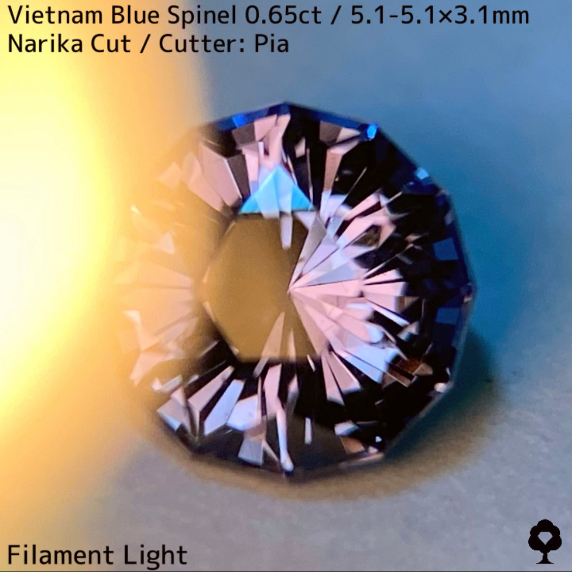 ベトナム産ブルースピネル0.65ct★美ヴァイオレティッシュブルーからナリカーの鋭い煌めきとファイアー放つ