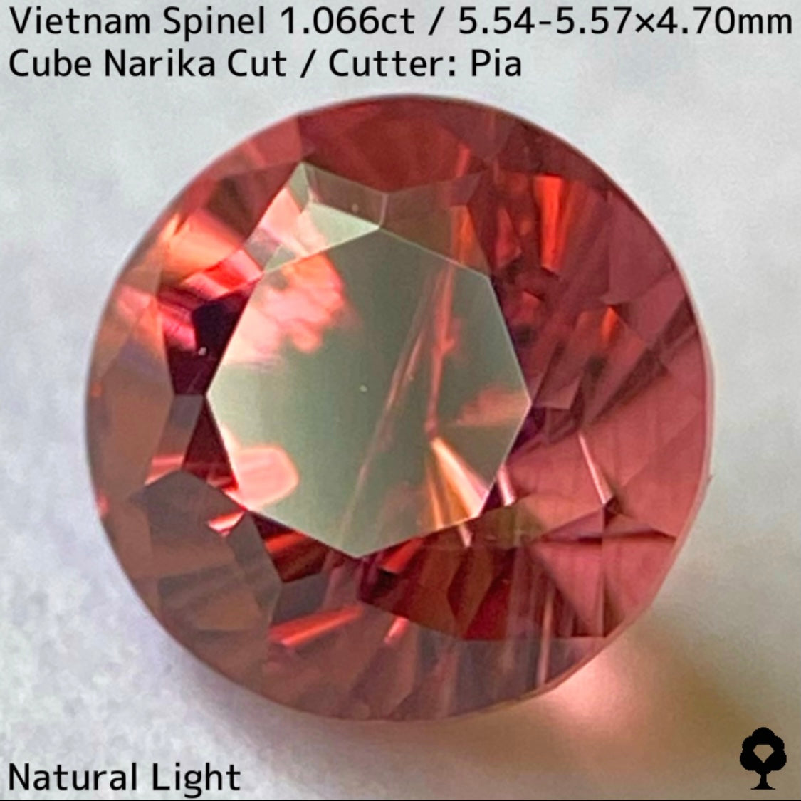 ベトナム産スピネル1.066ct★原石からつくりあげた厚みのあるプロボーションから8本の鋭い煌きはなつ大人の美色