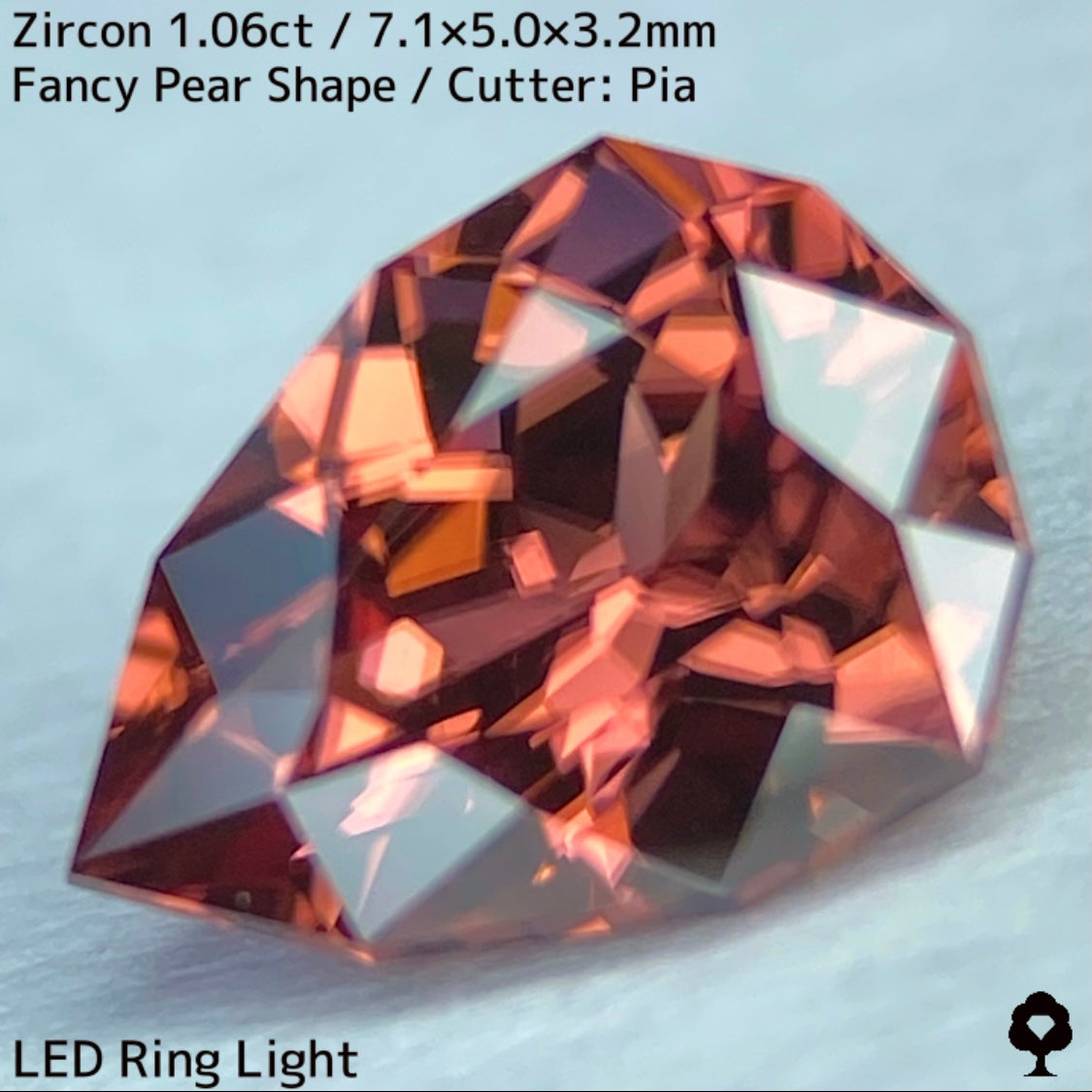 【お客さま専用】ジルコン1.06ct★ピンキッシュオレンジから煌めきファイアー溢れる超美結晶