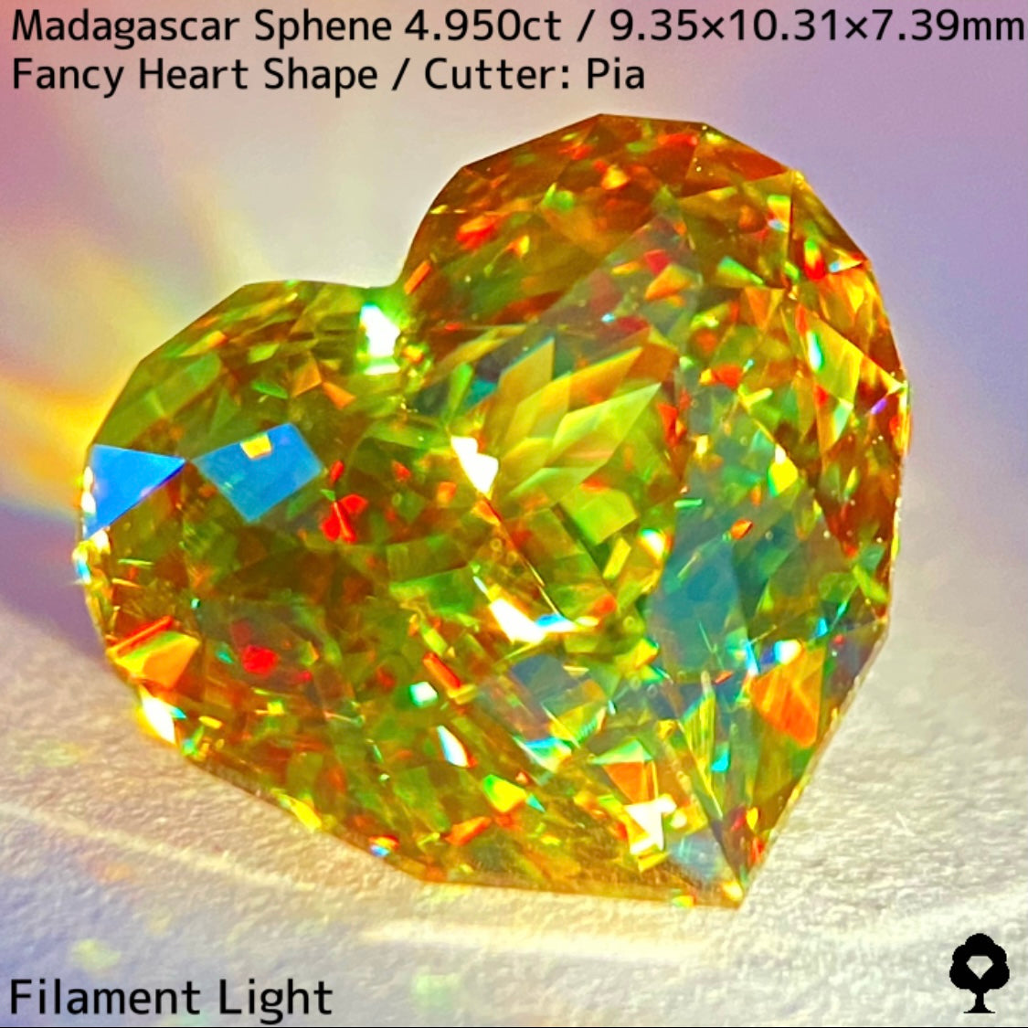 最高に煌めく超美結晶が完璧なファンシーハートシェイプに★マダガスカル産スフェーン4.950ct