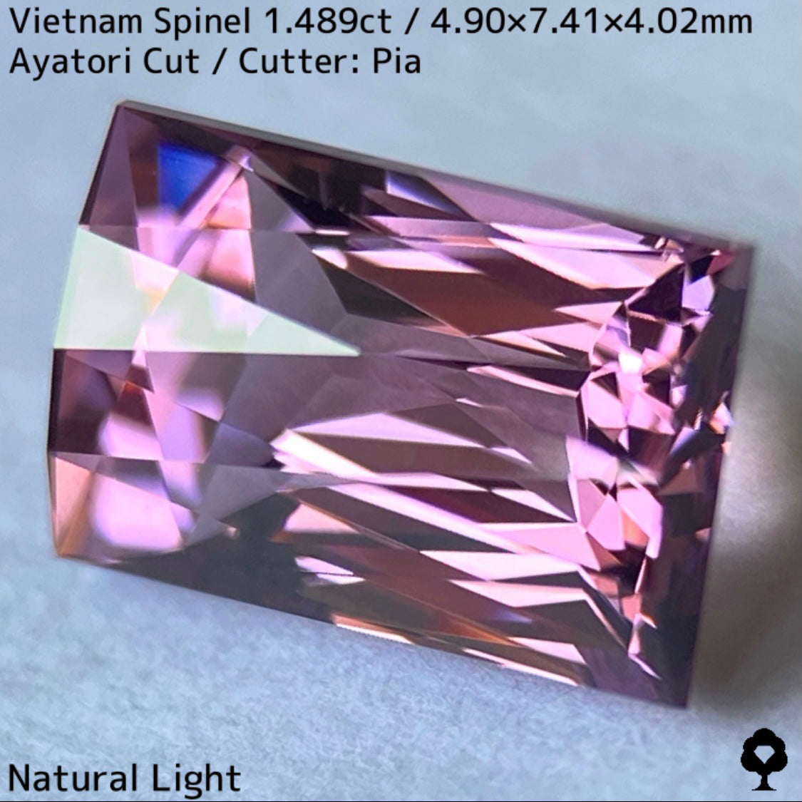 ベトナム産スピネル1.489ct★妖艶なピンキッシュパープルの超美結晶原石の形を生かしたシザースのあやとりカット