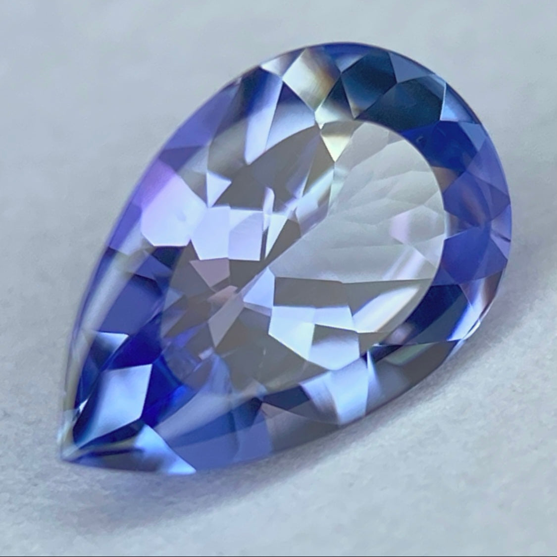 【お客さま専用】非加熱ゾイサイト0.68ct★箱買いカッコつけプライス