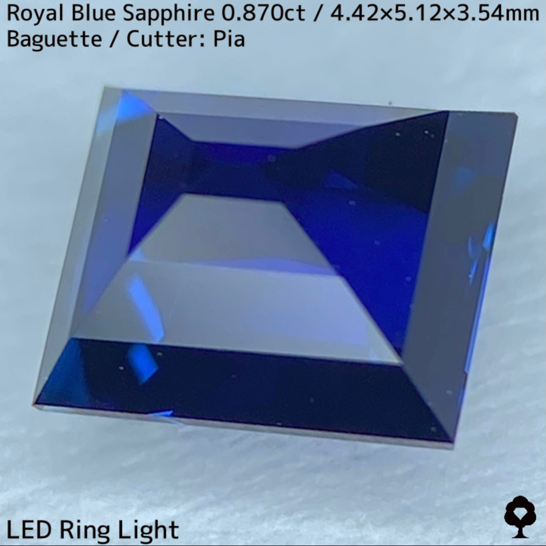 エチオピア産ロイヤルブルーサファイア0.870ct★シンプルなカットから湧き上がる鮮やかなロイヤルブルー★原石1.79ct付き