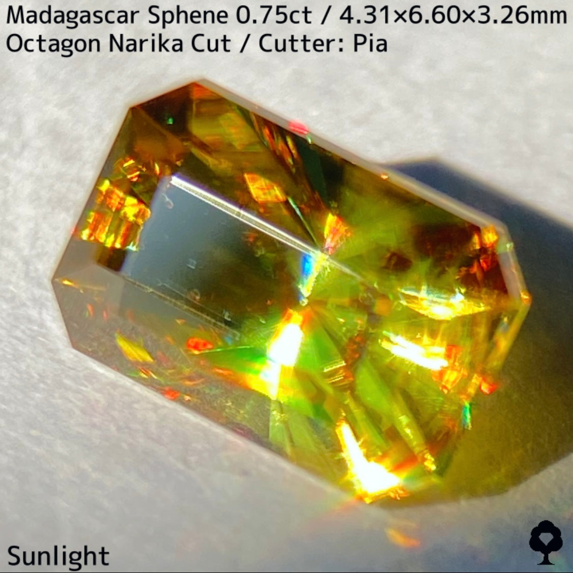 【抽選販売2/10(土)21時からのライブで〆切抽選】マダガスカルスフェーン0.75ct★華やかなゴールドの美しい結晶からナリカーファイアー煌く