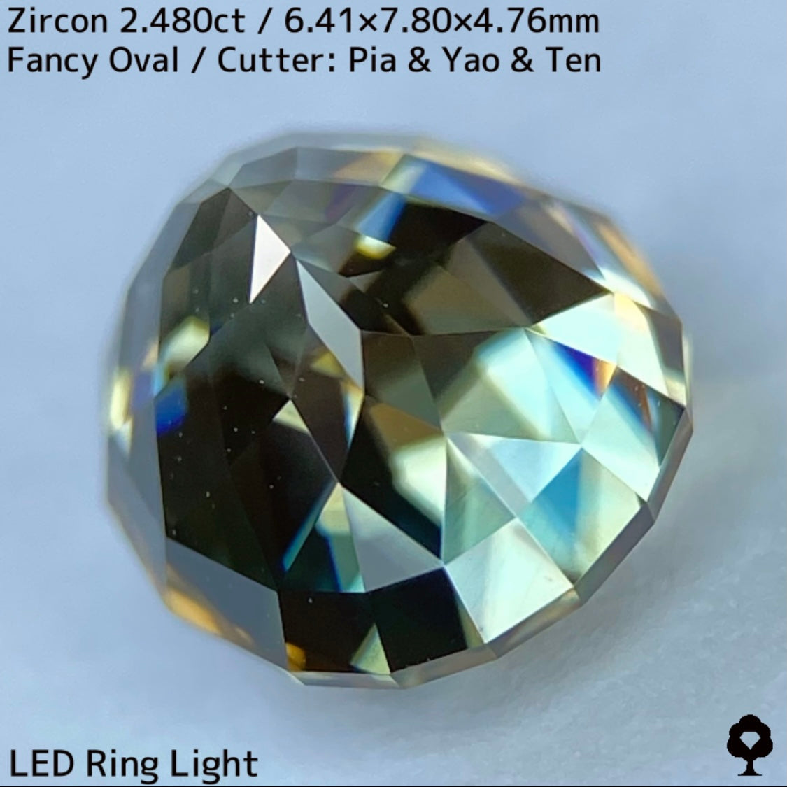 【ご当選者さま専用】ジルコン2.480ct★ゴールドの中に青の色だまりあるグリーンの煌めき放つ面白い1石