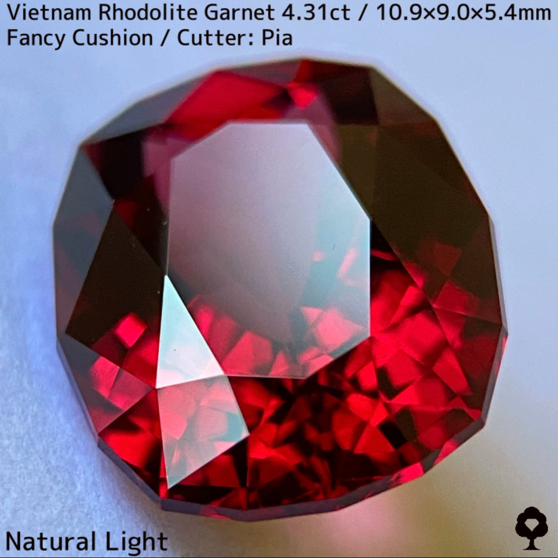 ベトナム産ロードライトガーネット4.31ct★レッド・オレンジ・ピンクの超鮮やかな煌めきが美しすぎる一級品★