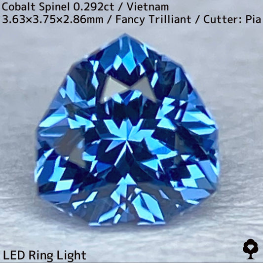 ベトナム産コバルトスピネル0.292ct★あり得ないほど美結晶で完璧なカットの希少コバルト美ブルー
