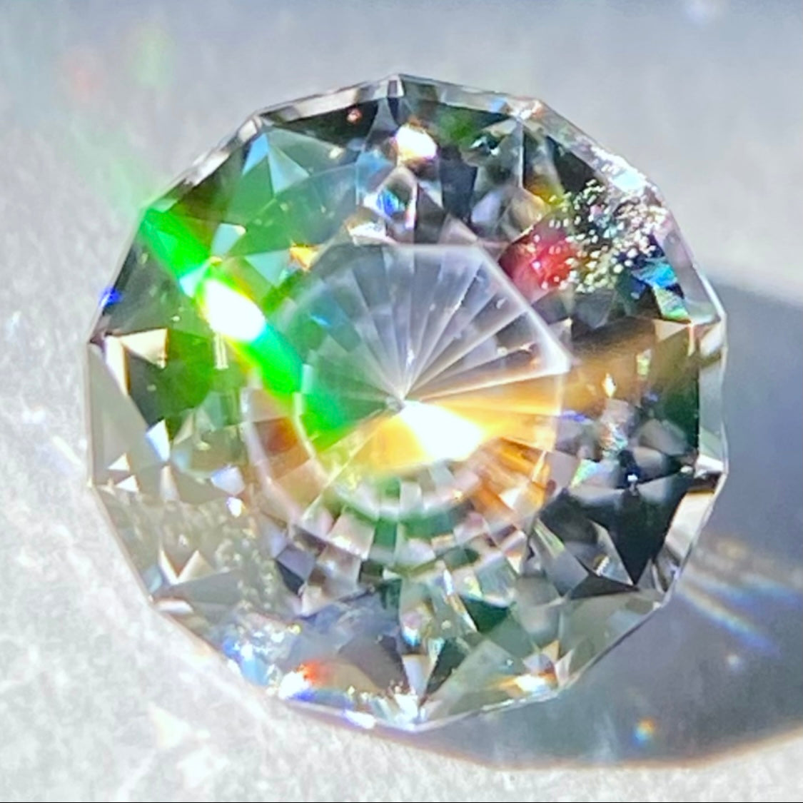 ベトナム産カラーレススピネル0.55ct – GemTreeJapan