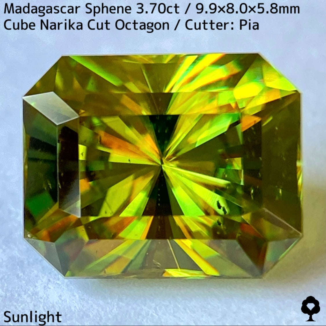 マダガスカル産スフェーン3.704ct★冴え渡るイエローイッシュグリーンのキューブナリカーオクタゴン