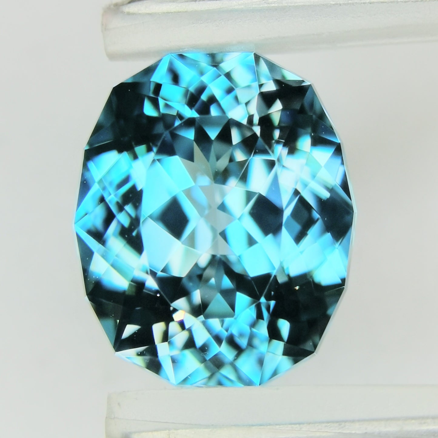 【お客さま専用】ブルージルコン 4.646ct★爽やかで豪快な煌めき止まらない超美結晶