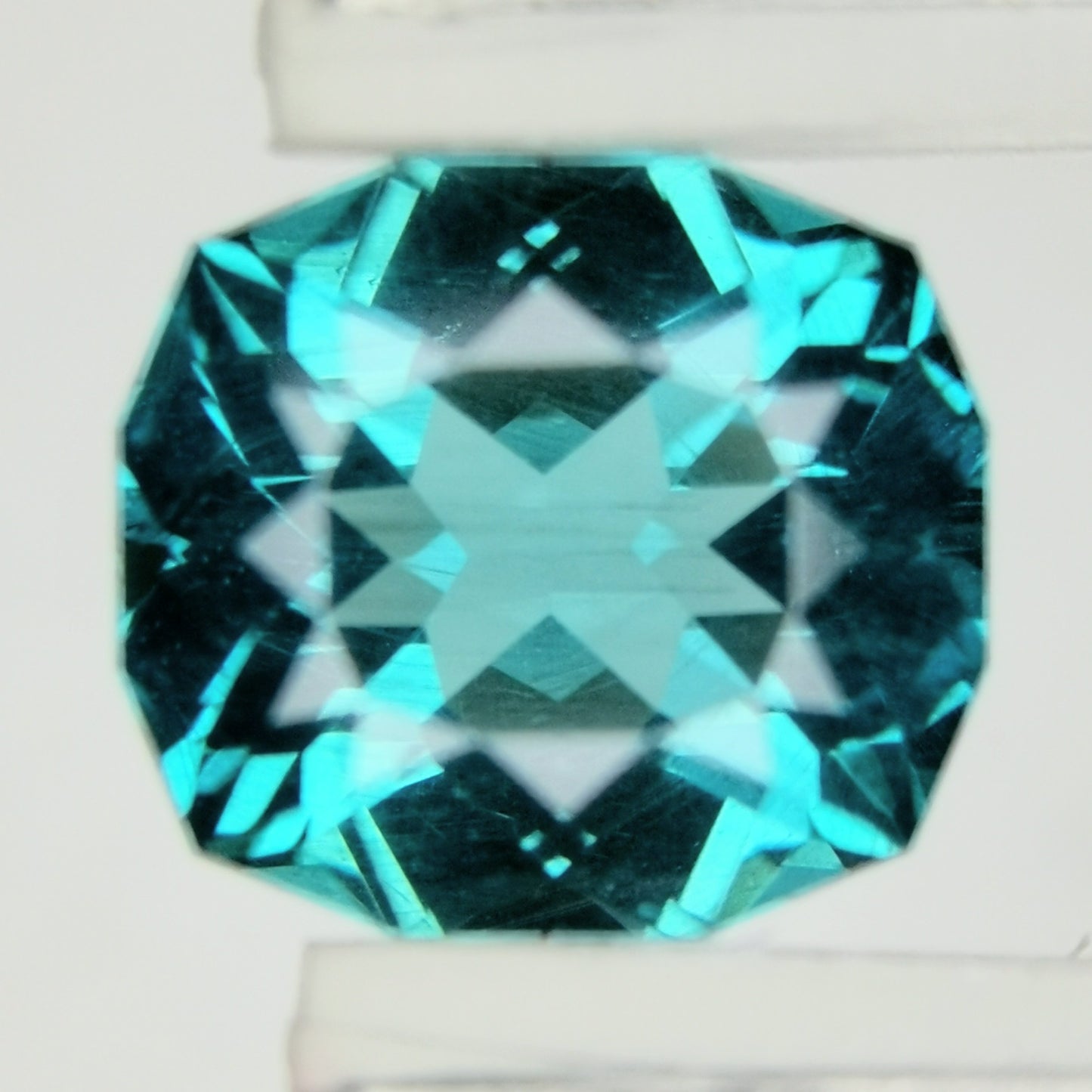 【お客さま専用】アパタイト 1.724ct★カット難易度高い石種を抜群のカットで仕上げた海のようなグリニッシュブルー