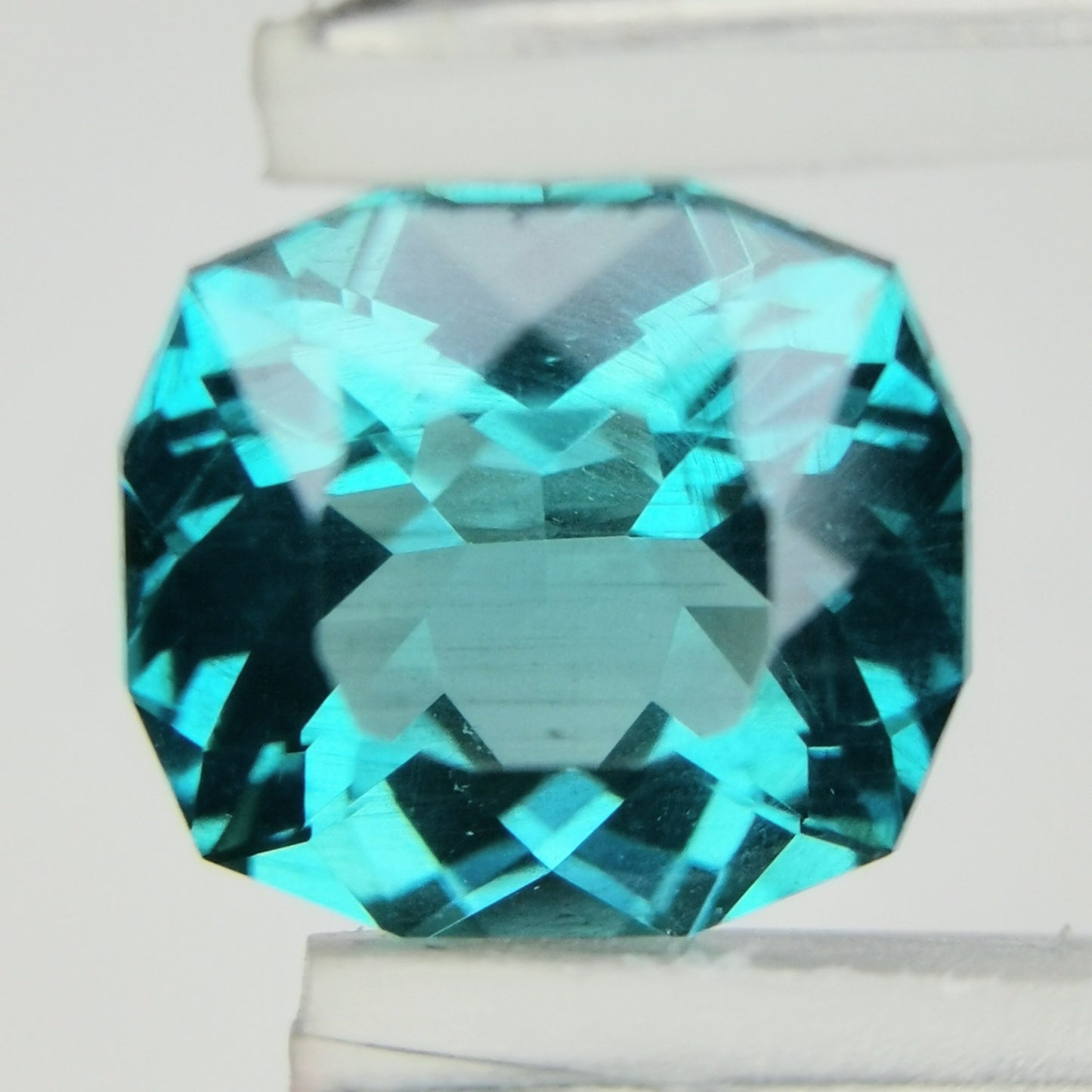 【お客さま専用】アパタイト 1.724ct★カット難易度高い石種を抜群のカットで仕上げた海のようなグリニッシュブルー