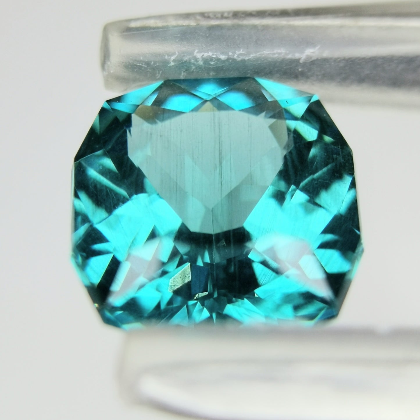 【お客さま専用】アパタイト 1.724ct★カット難易度高い石種を抜群のカットで仕上げた海のようなグリニッシュブルー