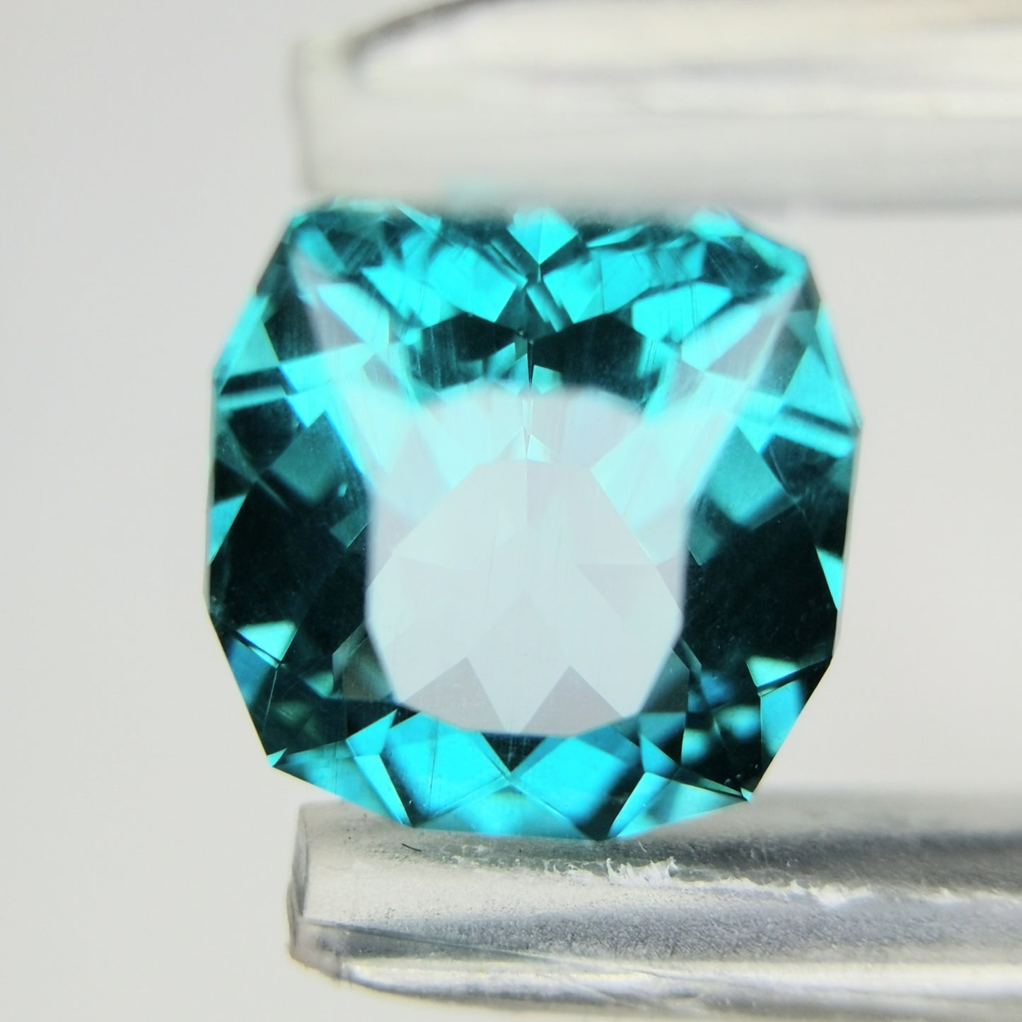 【お客さま専用】アパタイト 1.724ct★カット難易度高い石種を抜群のカットで仕上げた海のようなグリニッシュブルー