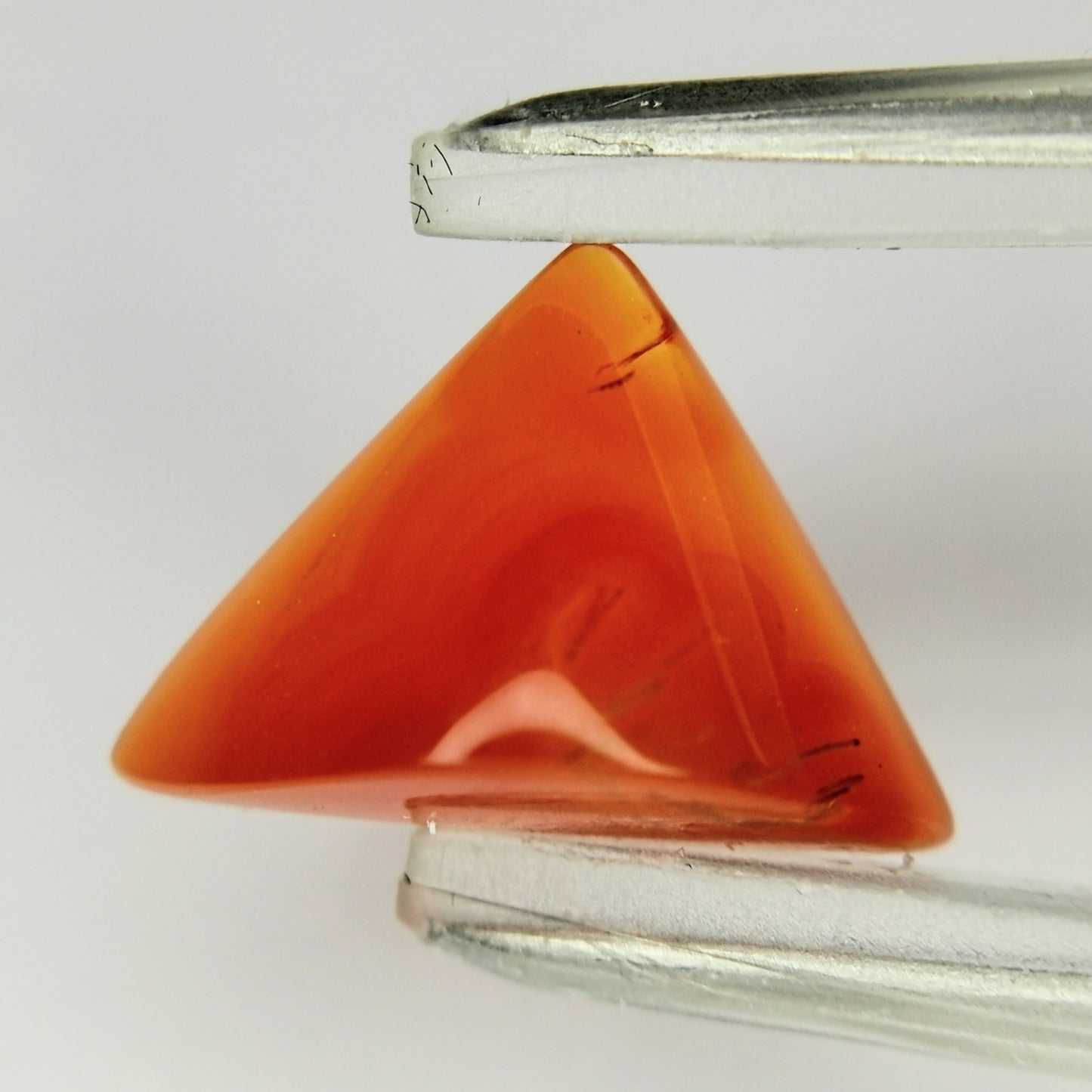 カーネリアン 2.30ct / 【紅玉髄 残り僅か】樹状インクルみたいなのが入った面白い一石