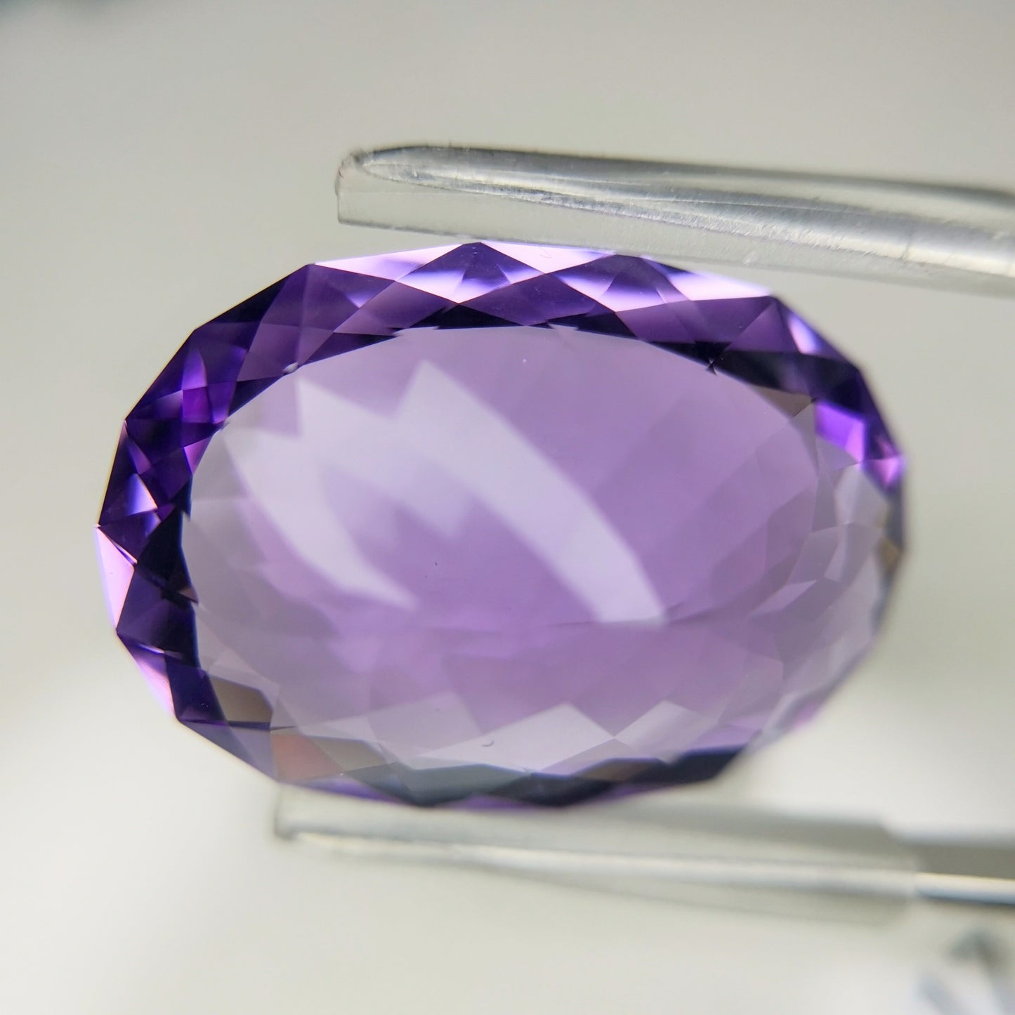 アメジスト17.68ct★上品な色合いが美しい煌めき抜群の大粒美結晶