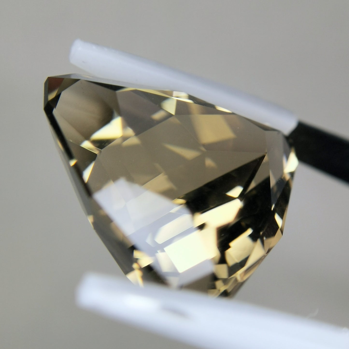 9/30(土)11:00終了🏁クオーツ 21.96ct★師匠の大粒クォーツは整っていて迫力有