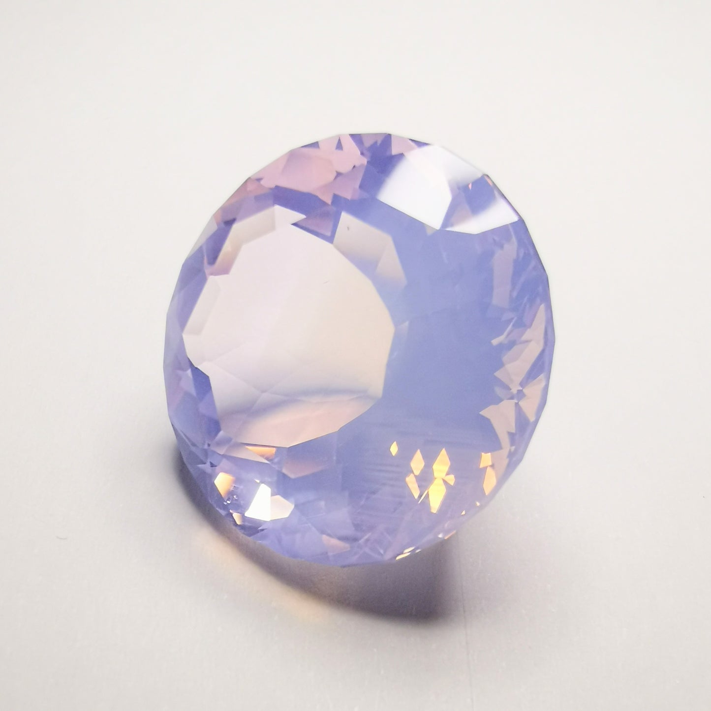 【最多の24角形】8個の新宝石形ファセットが施された / ミルキーアメジスト 36.028ct