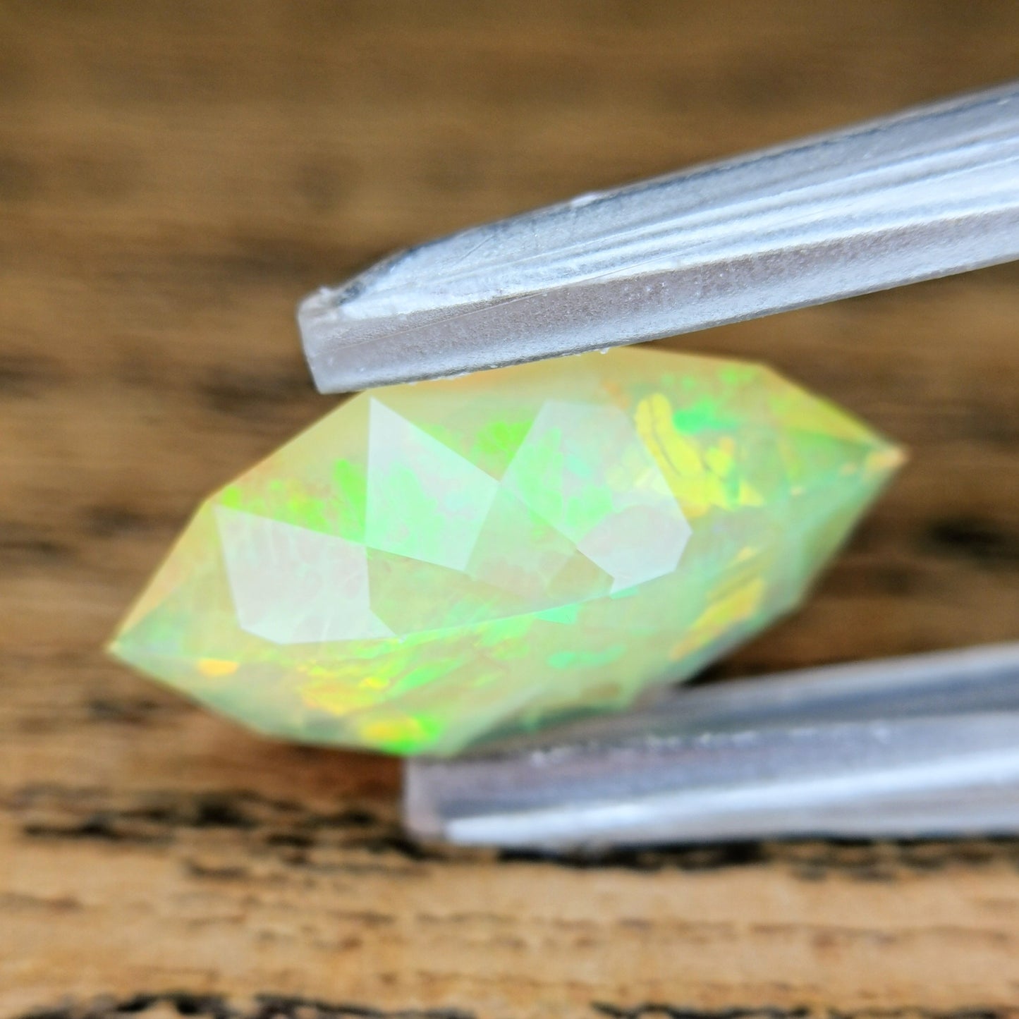 整ったマーキスのオパール登場!? エチオピアオパール 1.47ct