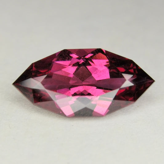 GTJの格好いいファンシーマーキス ロードライト 1.68ct
