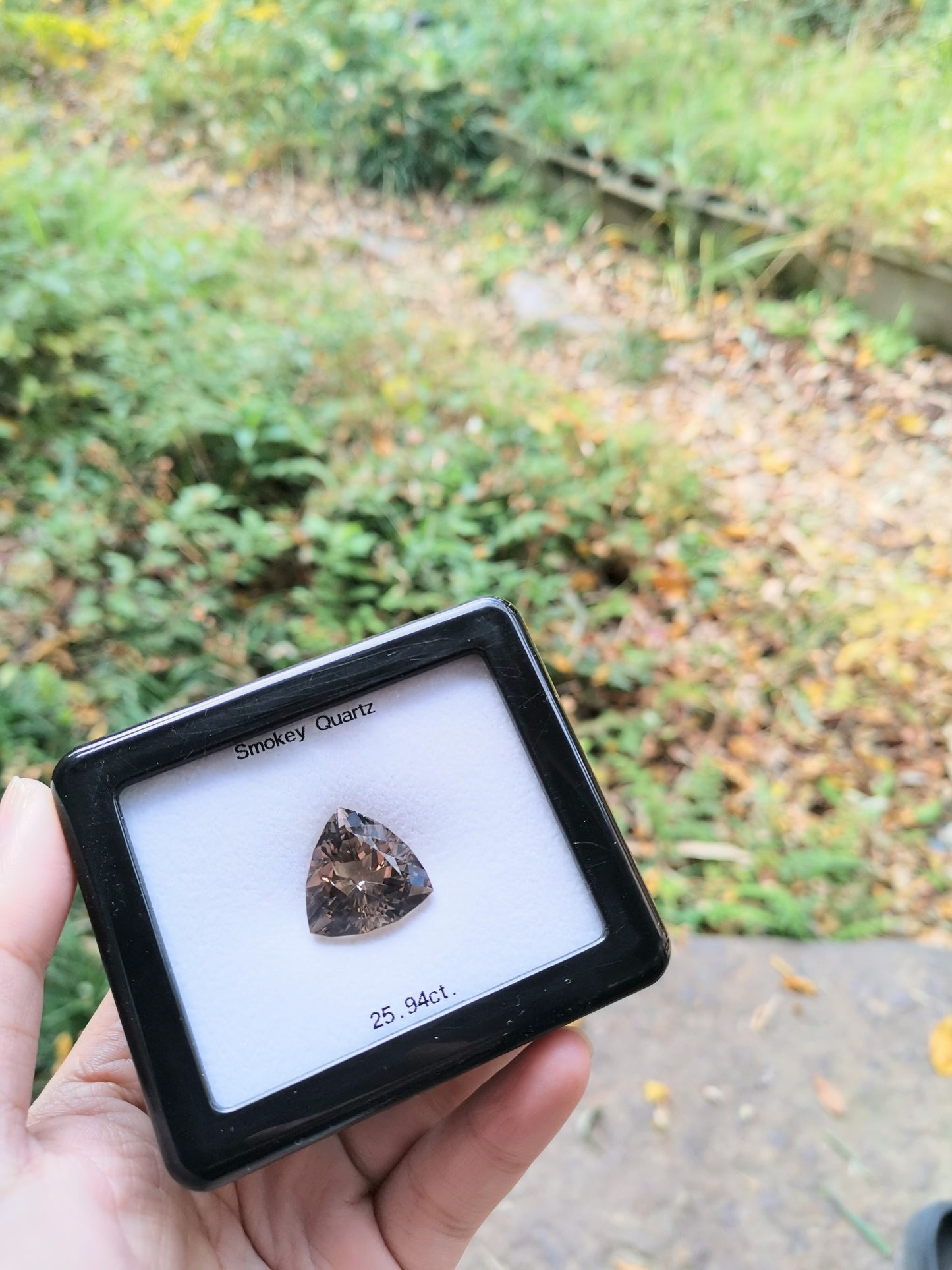 スモーキークォーツ 25.94ct★オリジナルカット多い師匠の正統トリリアント