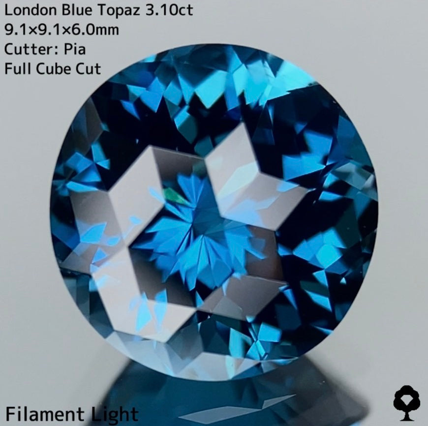 お客さま専用★5ZBまでご利用可【Pia's Full Cube】ロンドンブルートパーズ 3.10ct