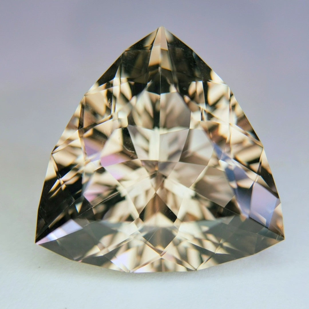 スモーキークォーツ 25.94ct★オリジナルカット多い師匠の正統トリリアント
