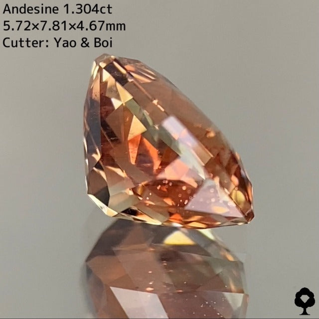 【ご当選者さま専用】10/15(日)チャットプレキャン💎合計20万円以上のご購入でこの作品がプレキャンに🎁濃厚でグラデ感と多色感美しい中にさりげなく煌めくシラー★アンデシン 1.304ct