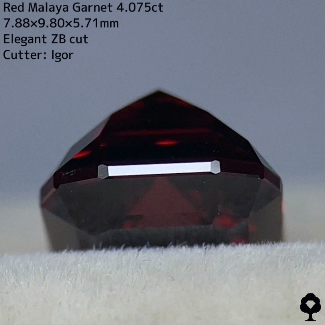 殿堂入り級レッドマラヤガーネット4.075ct★見事な色合いに技術の粋が詰め込まれた美結晶名品