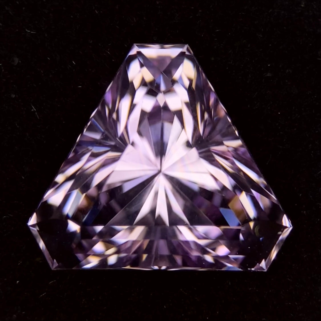 【お客さま専用】クンツァイト11.94ct
